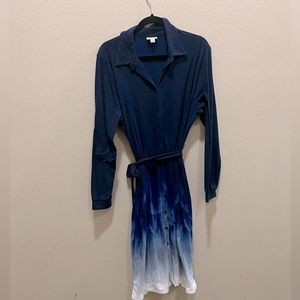 NWOT Lularoe Ellie Shirt Dress. Buttons Up has Pockets and Tie